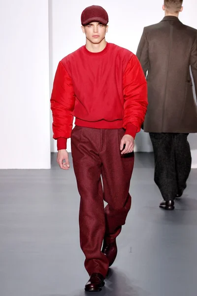 Look 11